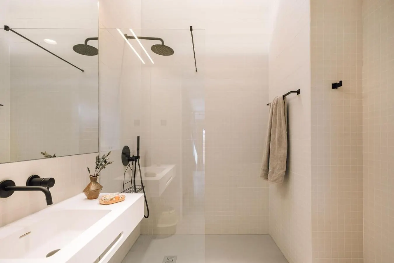 Apartment Faial - 1 Bedroom And Terrace In Santo Antonio Lisbon