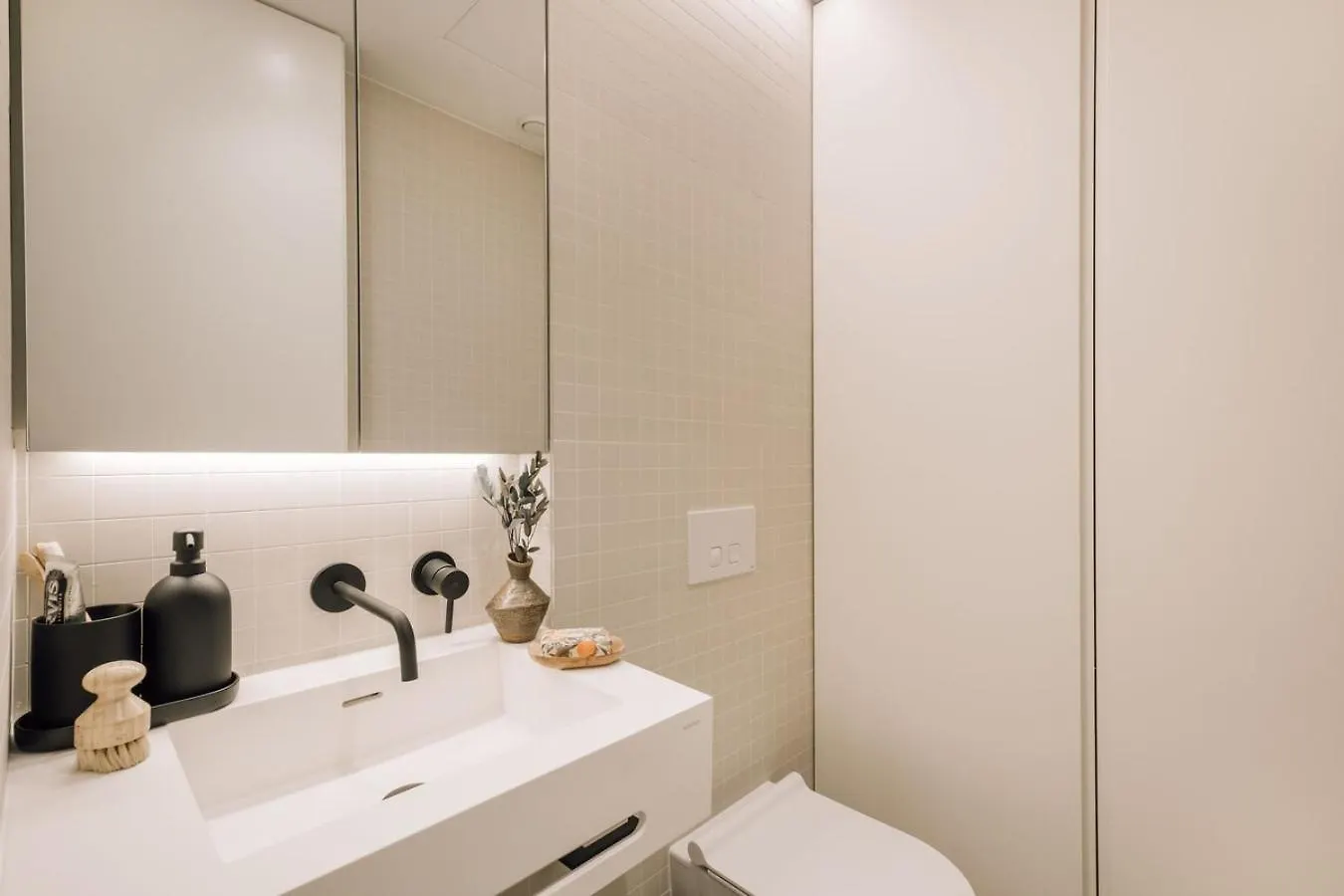 Faial - 1 Bedroom And Terrace In Santo Antonio Lisbon
