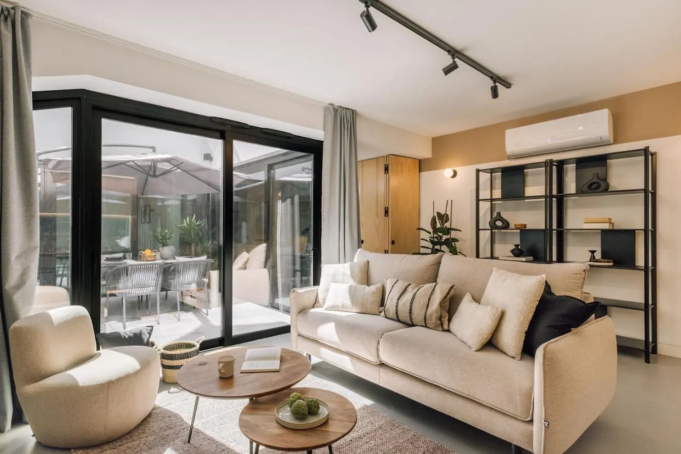 Faial - 1 Bedroom And Terrace In Santo Antonio Lisbon Apartment