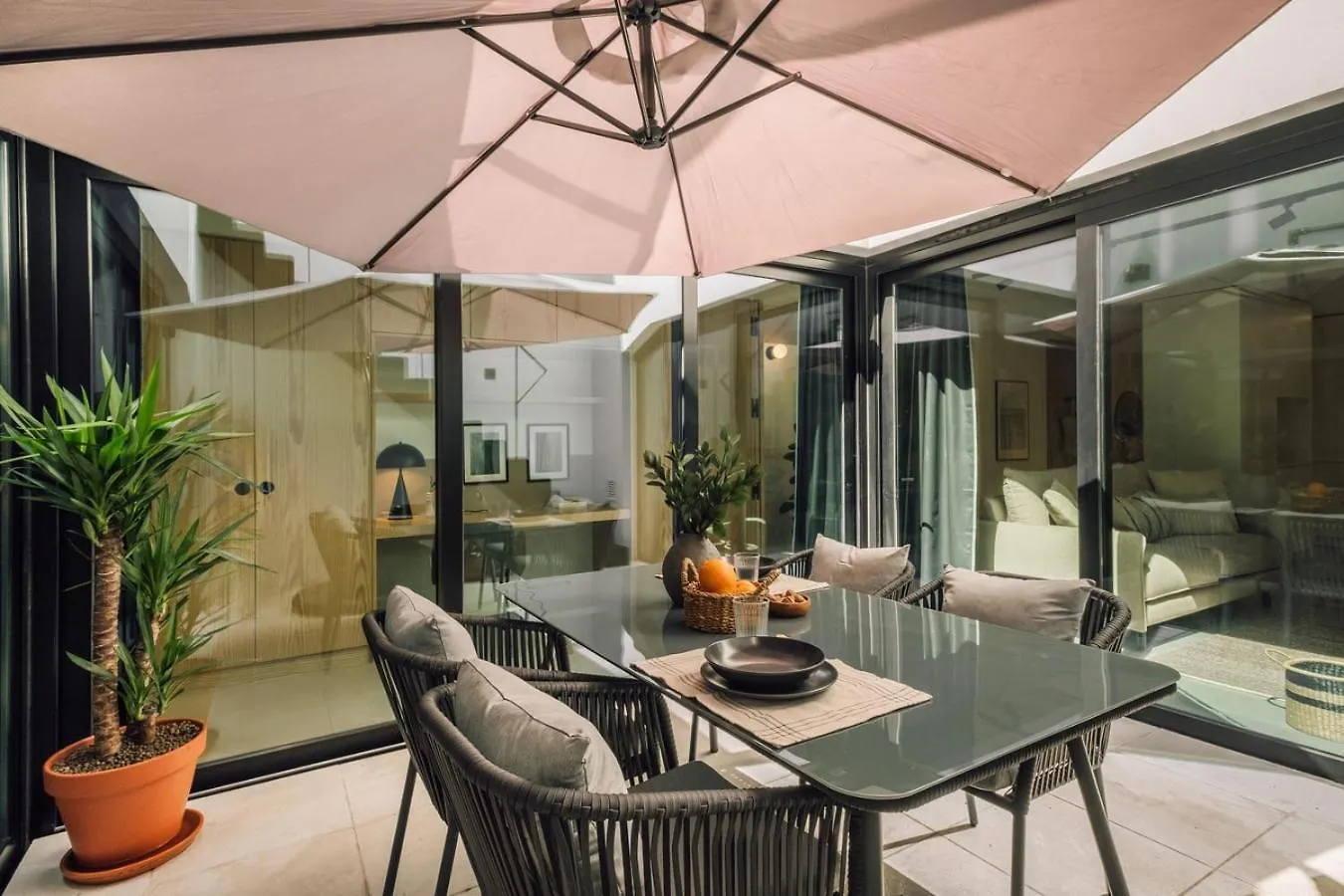 Faial - 1 Bedroom And Terrace In Santo Antonio Lisboa